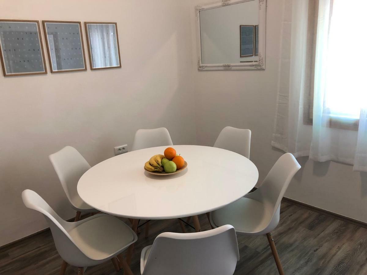 Apartment Check In بولا المظهر الخارجي الصورة